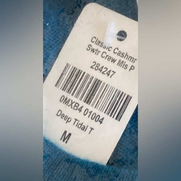 P Med LL Bean Cashmere NWT Deep Tidal T Petite Medium Sweater Long Sleeved - Picture 5 of 5